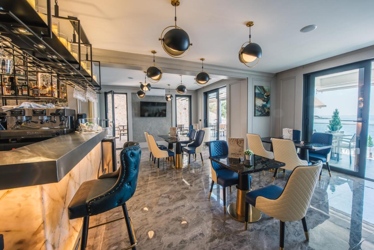 Dollaku Apartments Bar Bagian luar foto